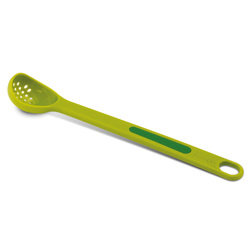 Lyžička na olivy s napichovátkom Scoop&Pick 10105, zelená
