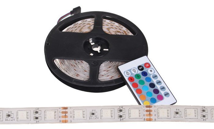 LED pásik 5 metrov - biely